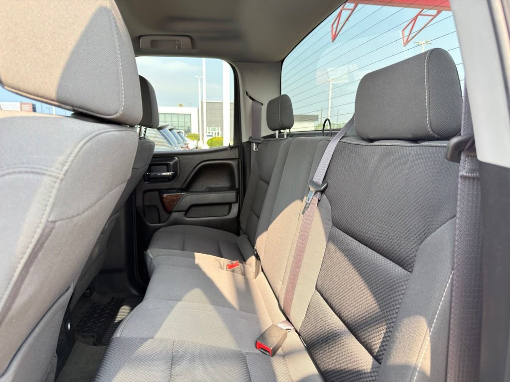 Used 2017 GMC Sierra 1500 SLE w/ SLE Value Package AWD/4WD image 29