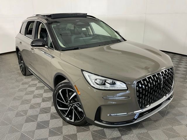 Used 2025 Lincoln Corsair Reserve AWD/4WD image 44