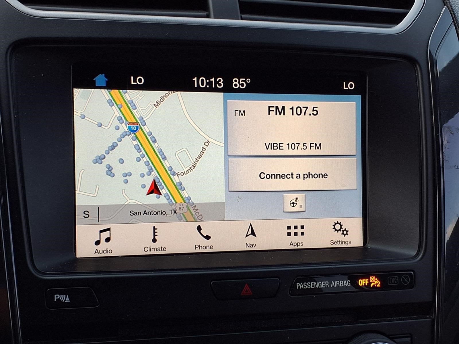 Used 2018 Ford Explorer XLT w/ Equipment Group 202A FWD image 16