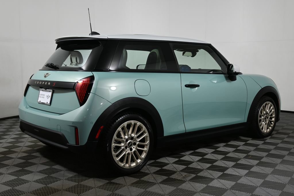 Certified 2025 MINI Cooper S image 7