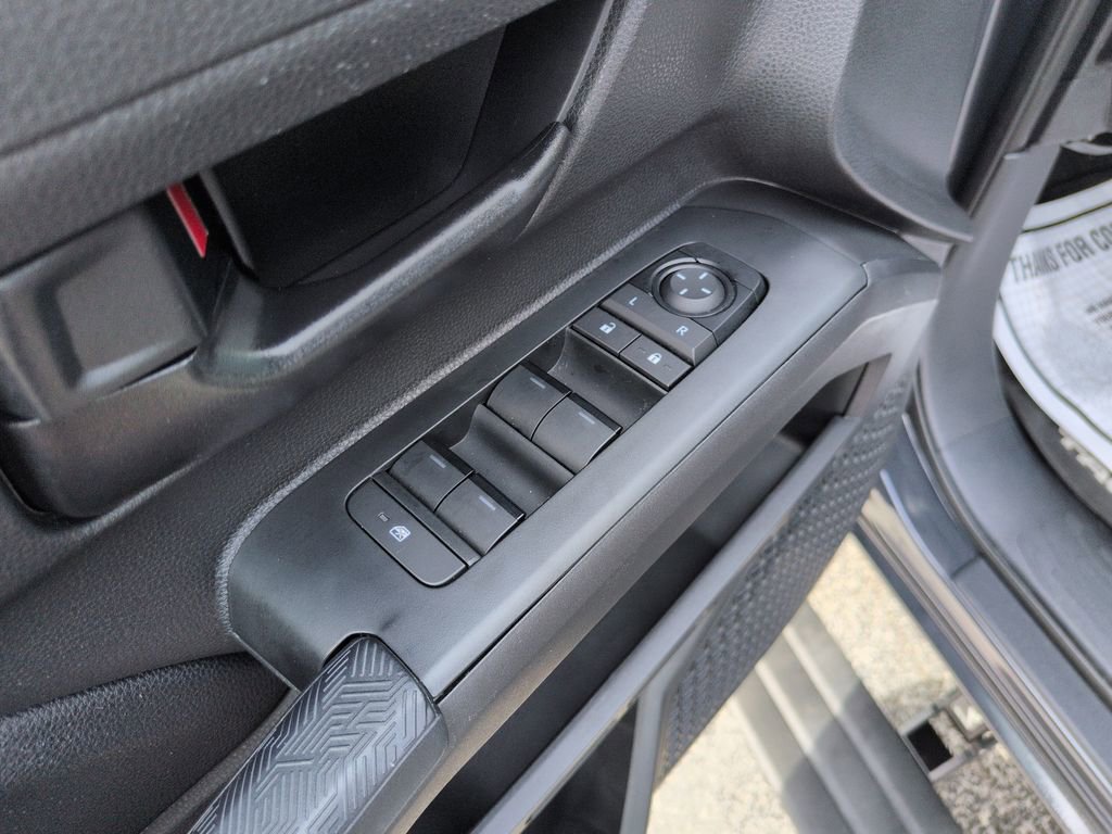 Used 2024 Toyota Tacoma SR5 AWD/4WD image 11
