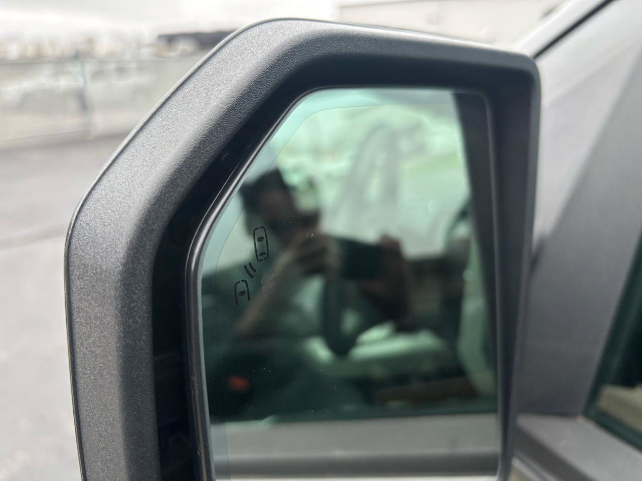 Used 2019 Ford F150 Lariat image 39