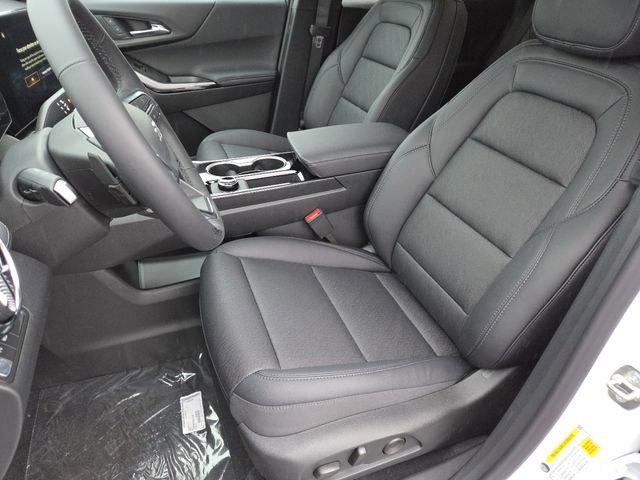 New 2026 Chevrolet Equinox LT w/ Convenience Package II image 32