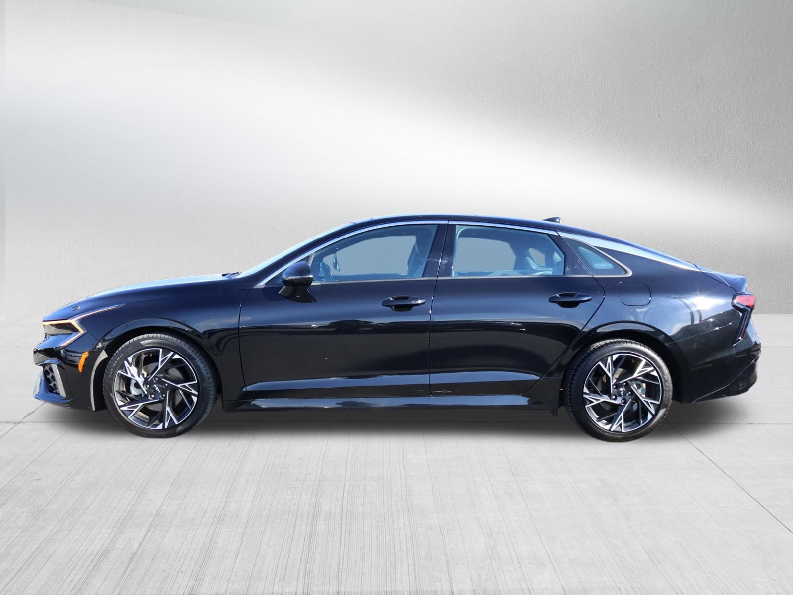 Used 2025 Kia K5 GT-Line w/ GT-Line Premium Package image 4