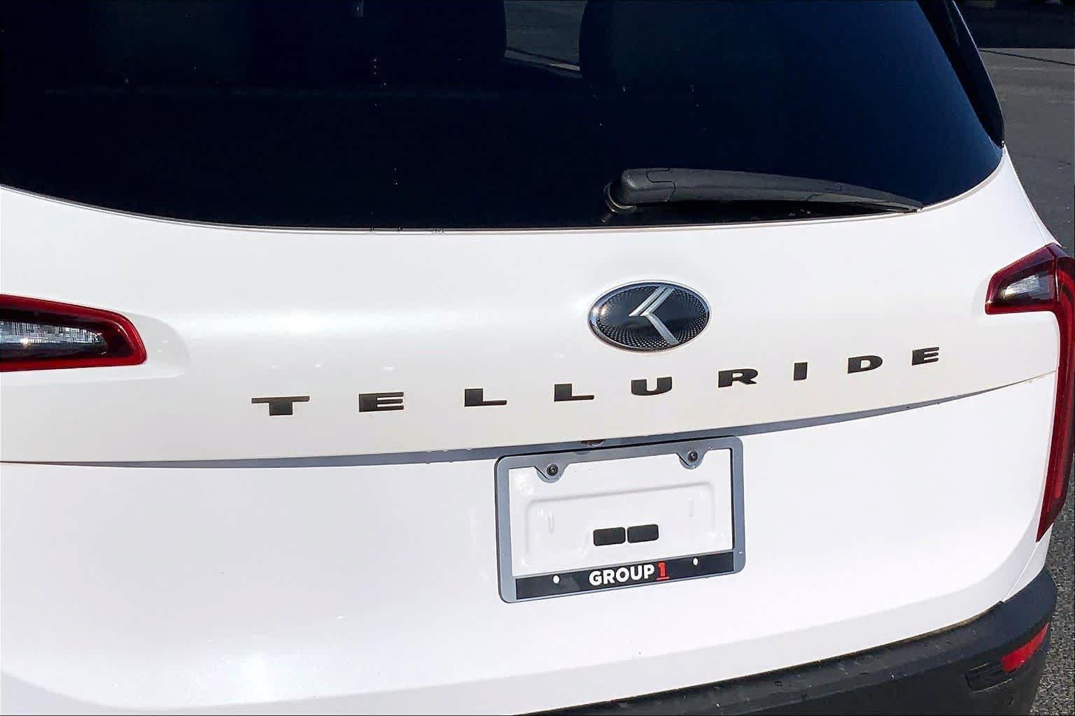 Used 2021 Kia Telluride SX w/ Towing Package FWD image 10