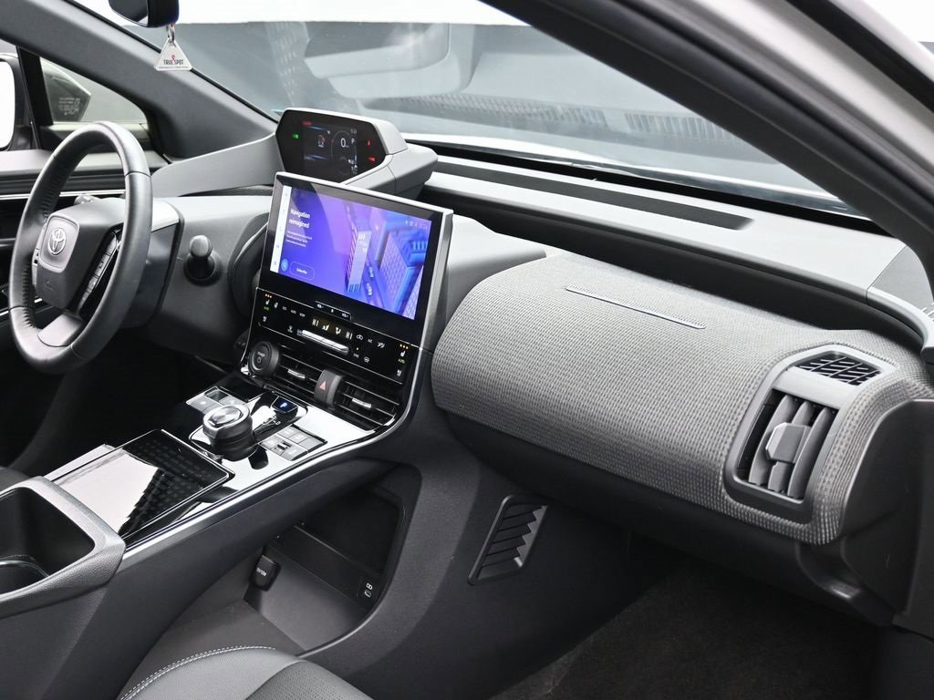 Used 2023 Toyota bZ4X Limited image 32