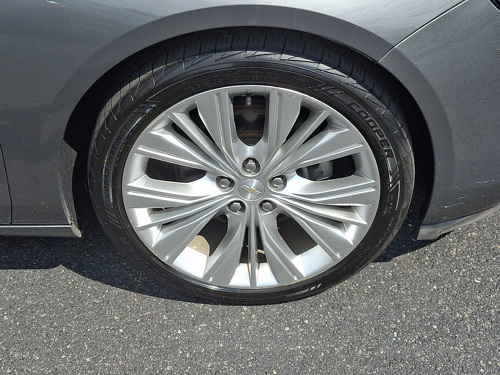Used 2016 Chevrolet Impala LTZ w/ Enhanced Convenience Package FWD image 8