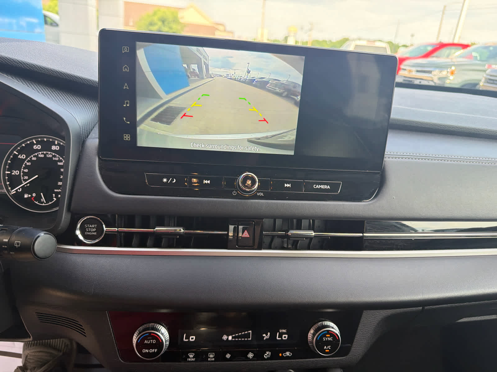 Used 2025 Mitsubishi Outlander ES FWD image 20