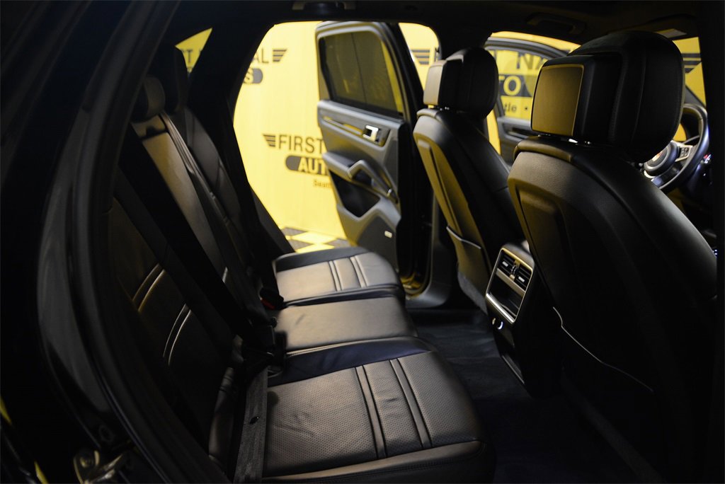 Used 2019 Porsche Cayenne image 34