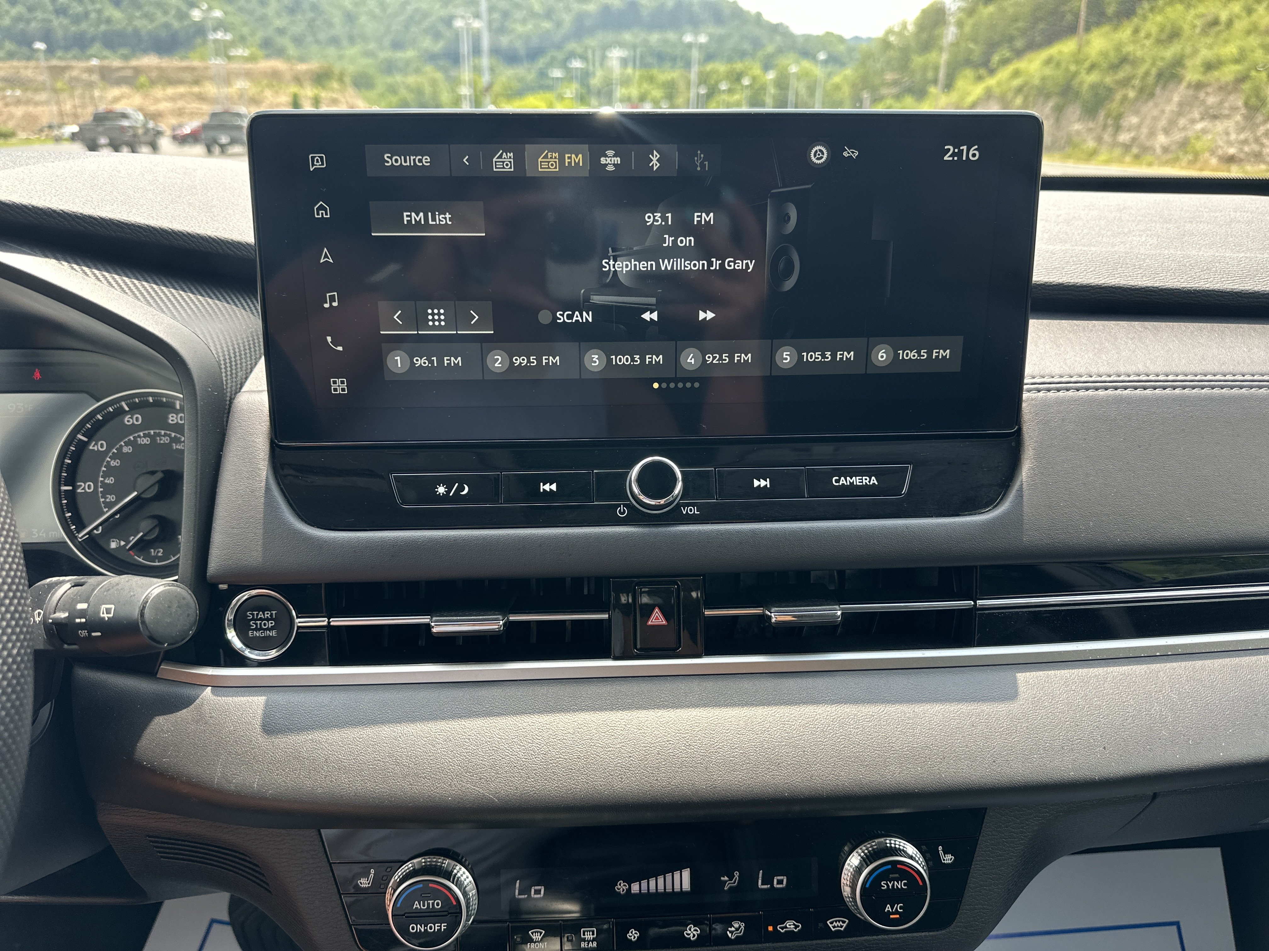 Used 2025 Mitsubishi Outlander SE AWD/4WD image 26