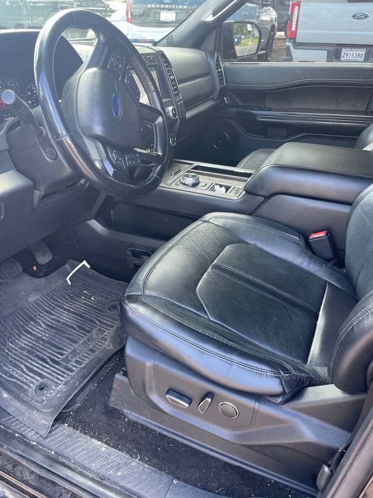 Used 2019 Ford Expedition Max Limited w/ Equipment Group 301A RWD image 9