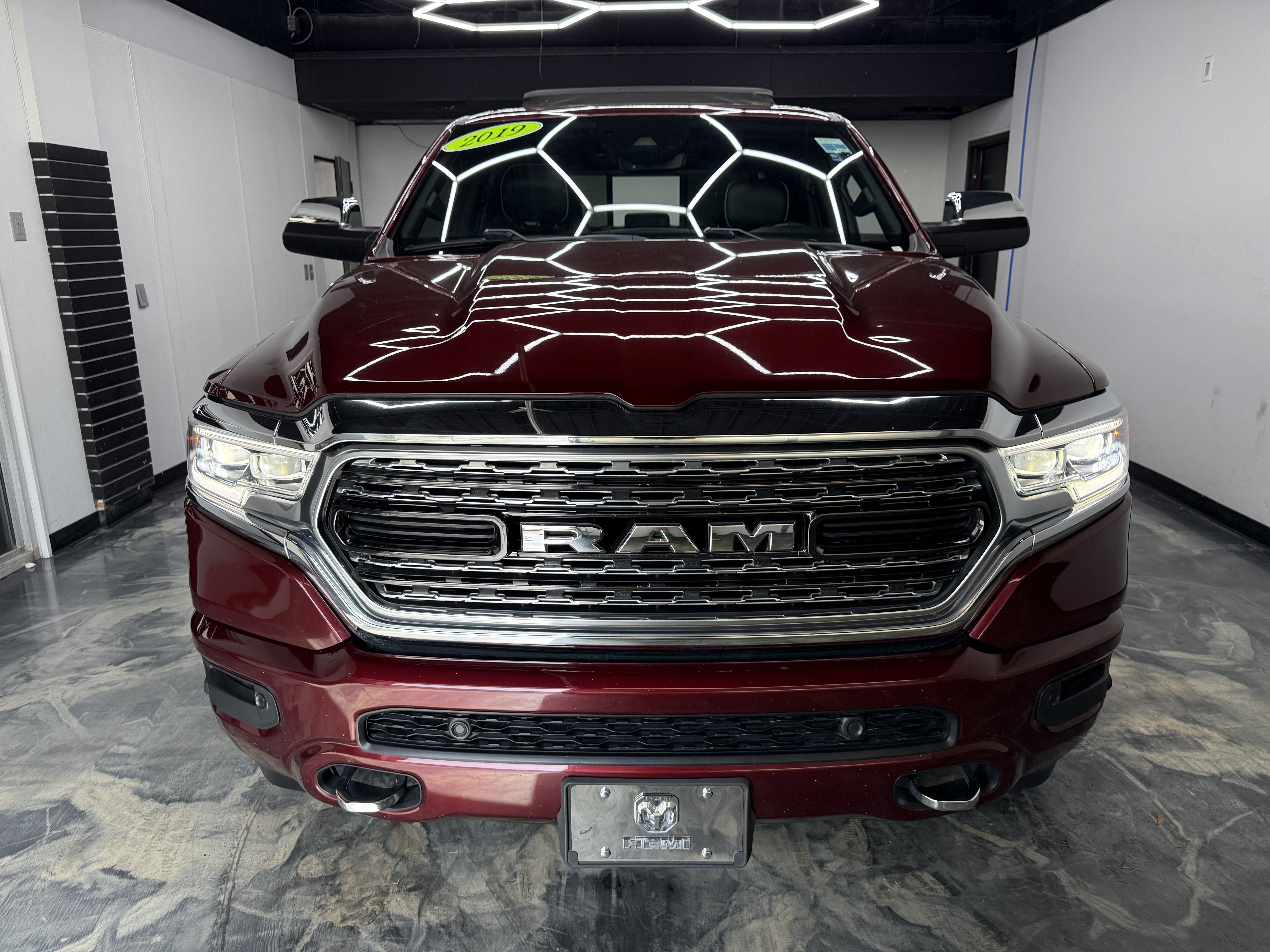 Used 2019 RAM 1500 Limited AWD/4WD image 7