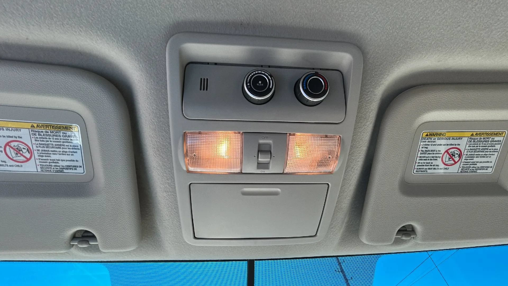 Used 2014 Nissan NV 3500 SL w/ Technology Package RWD image 31