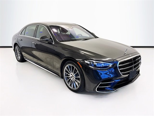 Used 2024 Mercedes-Benz S 580 4MATIC Sedan image 3