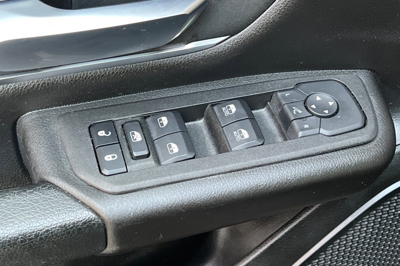 Used 2025 RAM 1500 Big Horn image 14