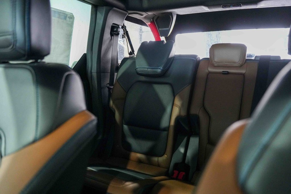 Used 2024 Ford Bronco Outer Banks w/ Sasquatch Package image 32