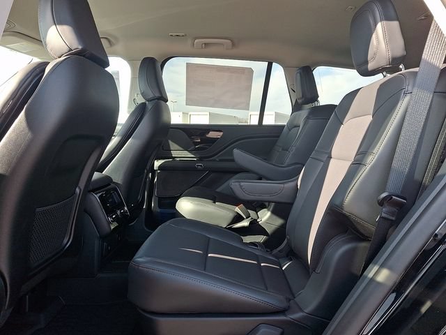 New 2026 Lincoln Aviator AWD image 5