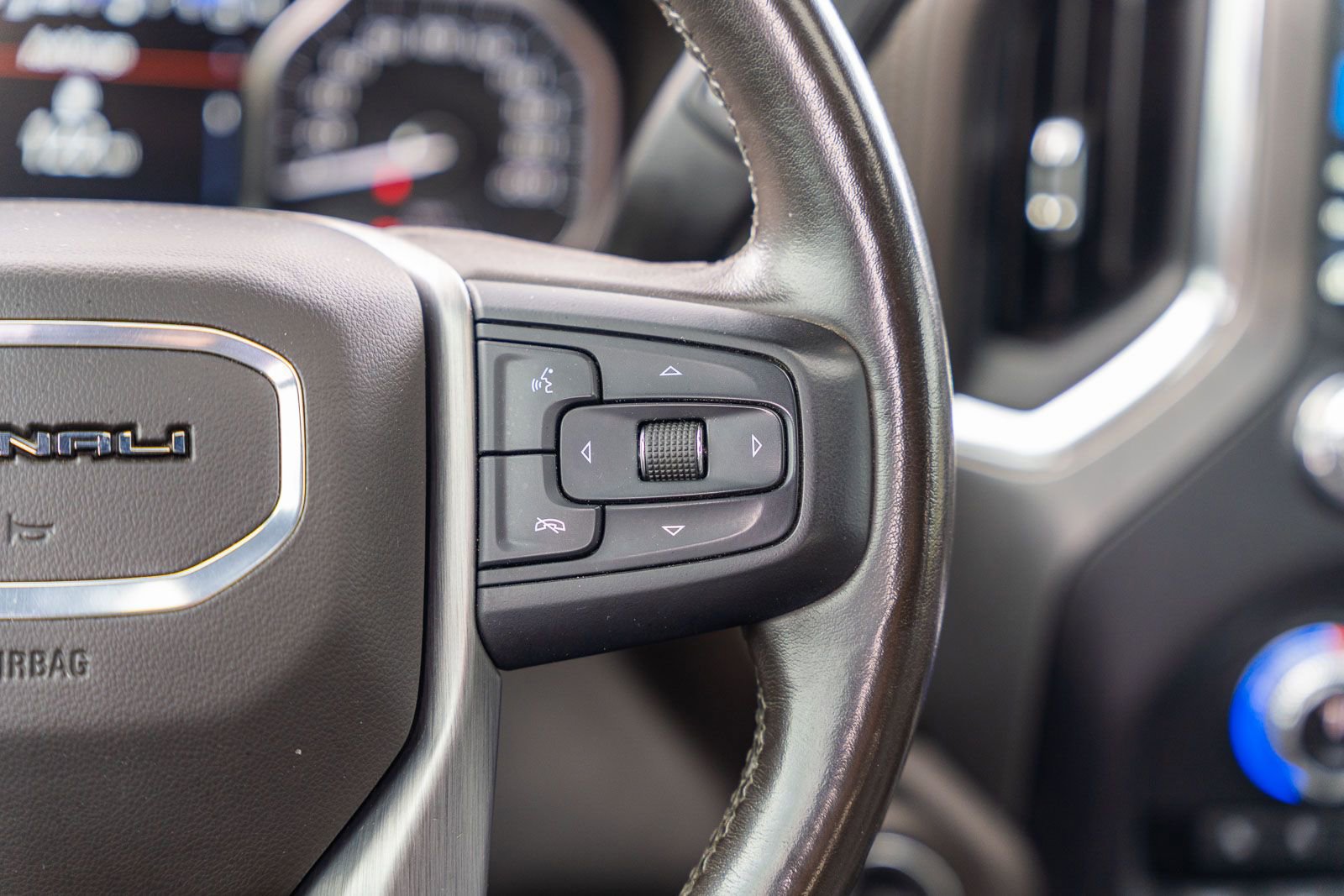 Used 2021 GMC Sierra 3500 Denali w/ Denali Ultimate Package image 35