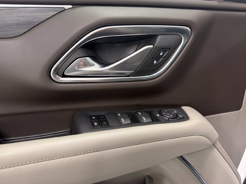 Used 2023 GMC Yukon SLT RWD image 15