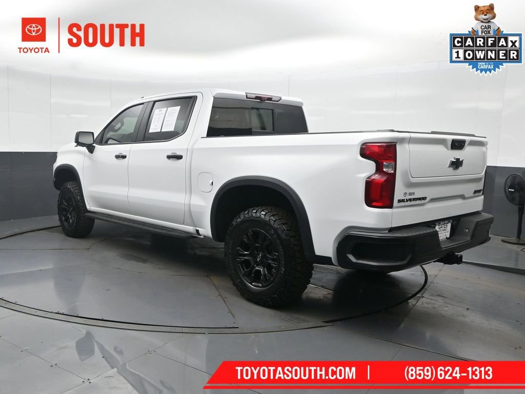 Used 2022 Chevrolet Silverado 1500 ZR2 w/ Technology Package image 8