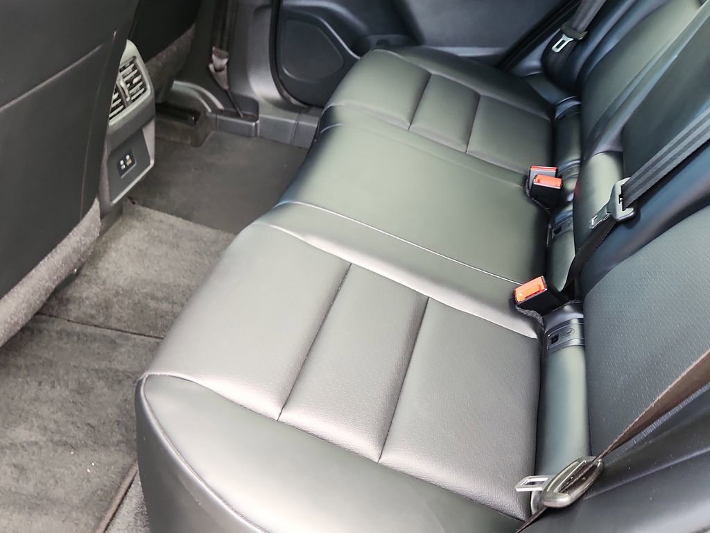 Used 2023 Nissan Rogue SV w/ SV Premium B Package image 11