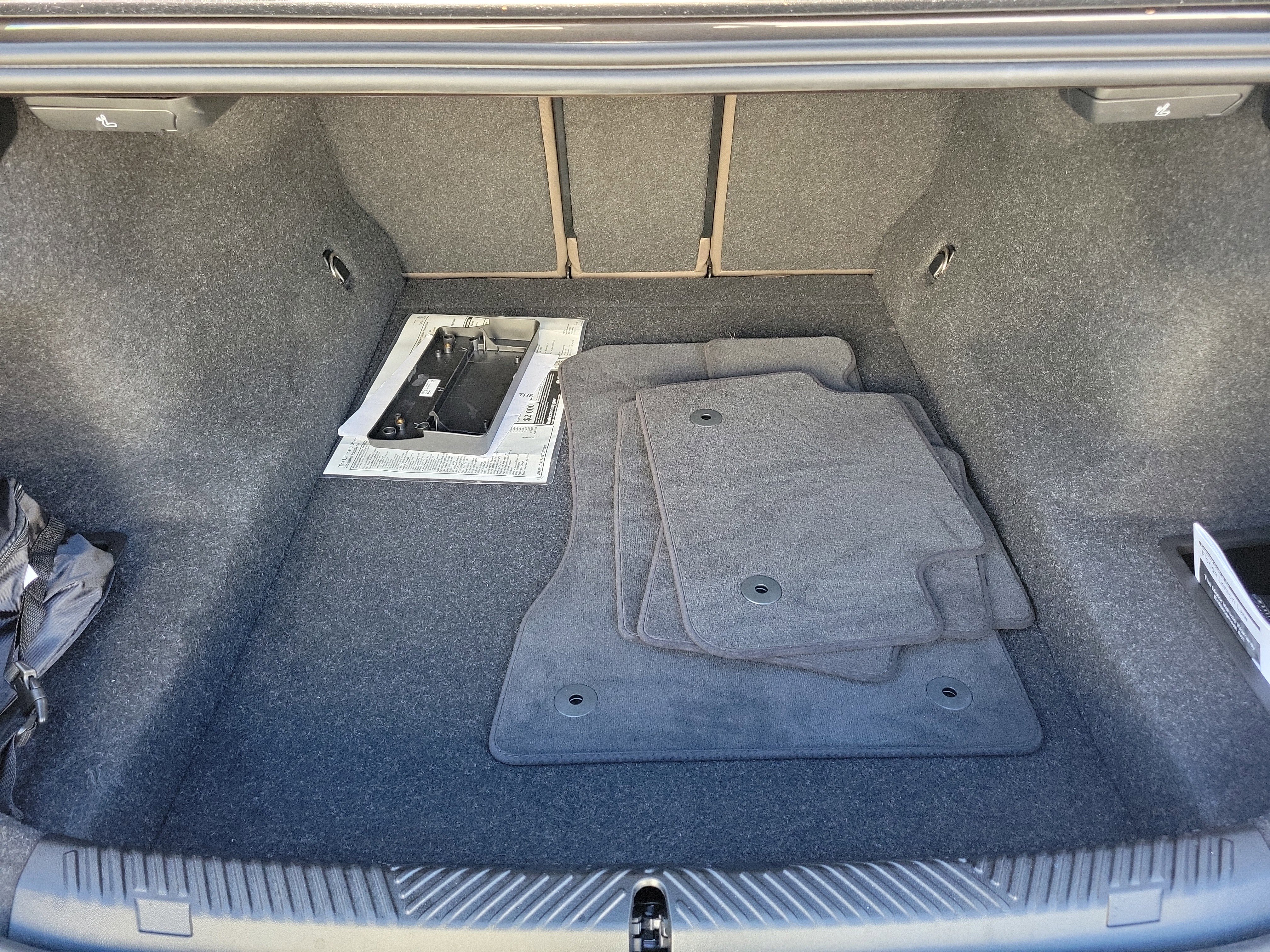 Used 2026 BMW 530i w/ M Sport Package image 7