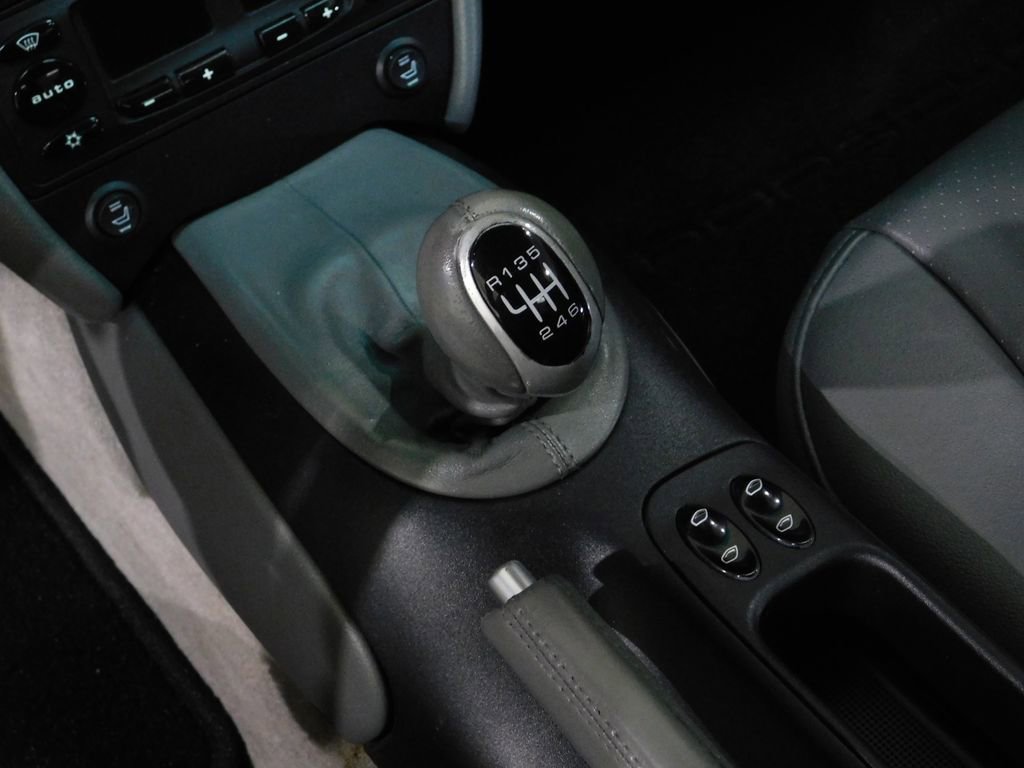 Used 2001 Porsche 911 Carrera 4 image 66