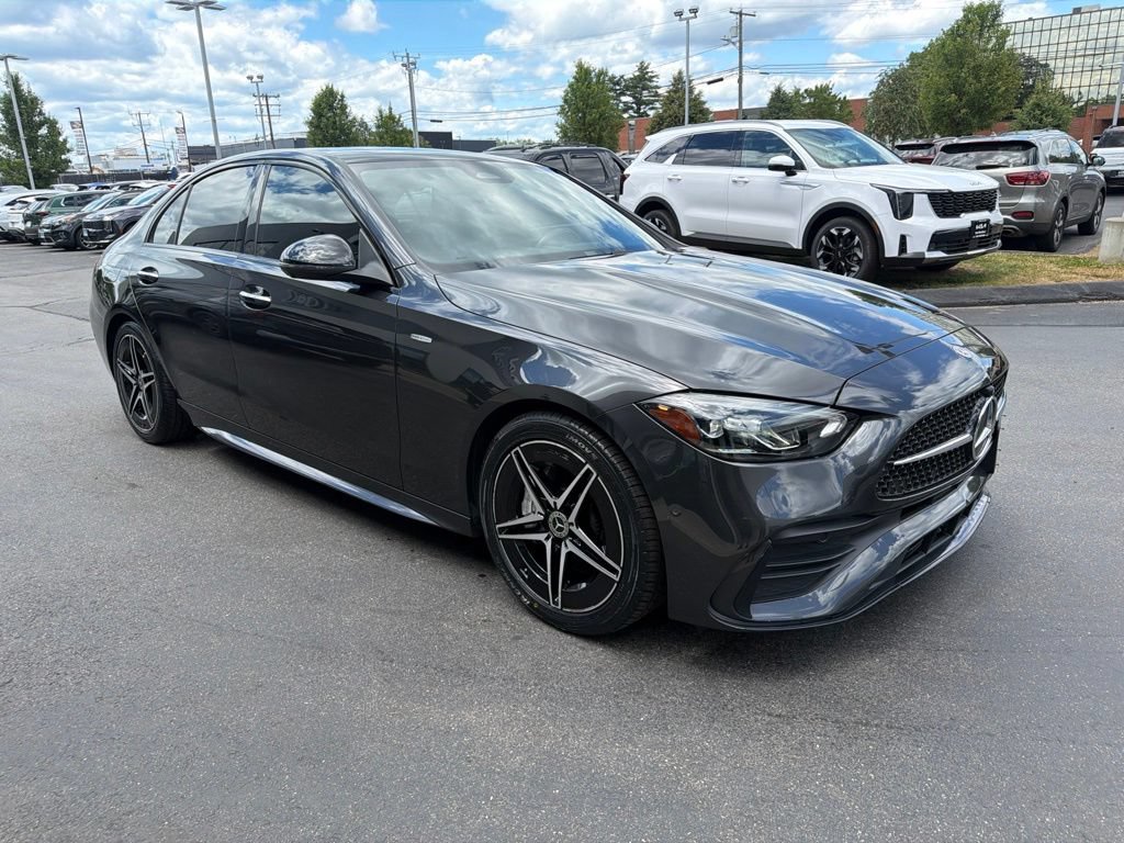 Used 2022 Mercedes-Benz C 300 4MATIC Sedan image 5