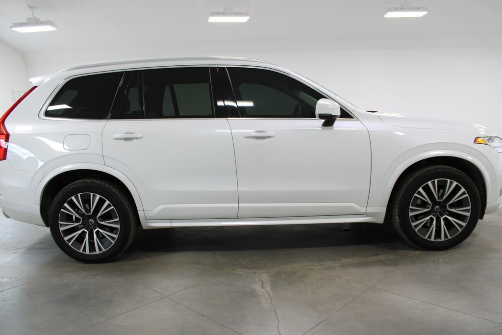 Used 2020 Volvo XC90 T6 Momentum AWD/4WD image 11