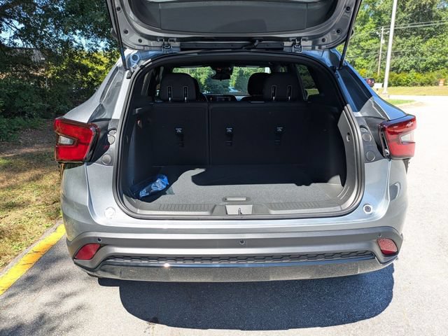 New 2026 Chevrolet Trax RS w/ Sunroof Package FWD image 26