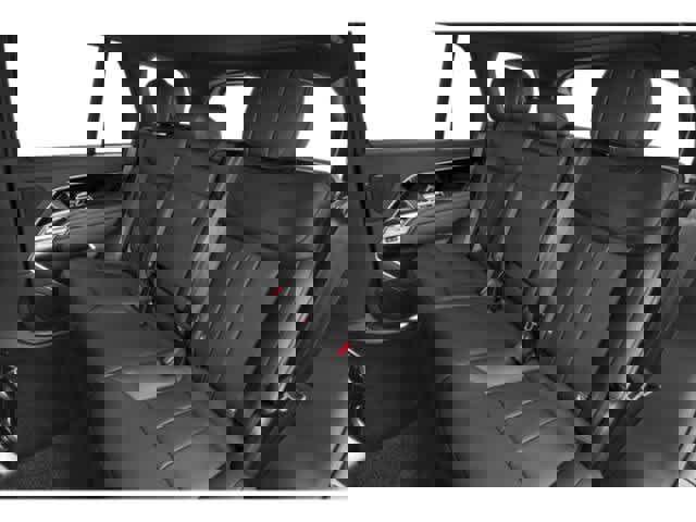 Used 2025 Land Rover Range Rover Long Wheelbase SE image 13