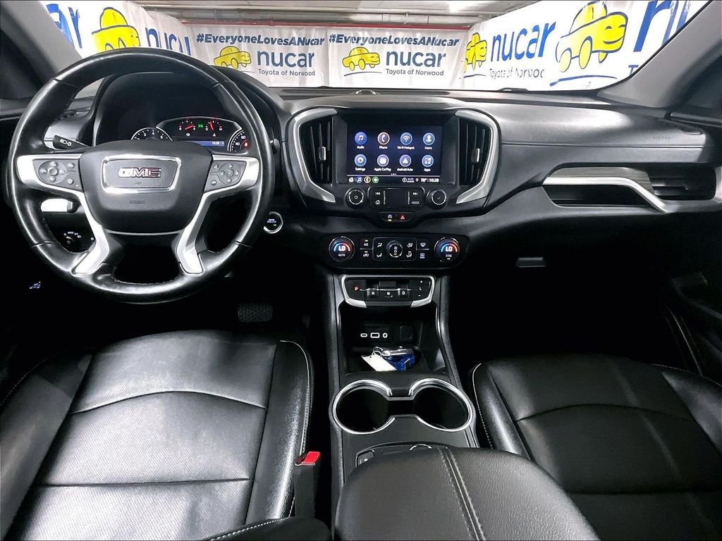 Used 2024 GMC Terrain SLT AWD/4WD image 20