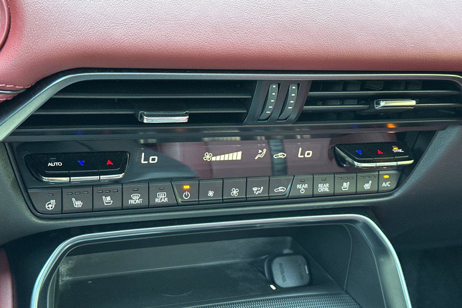 Certified 2025 MAZDA CX-70 Plug-In Hybrid w/ Premium Plus image 22