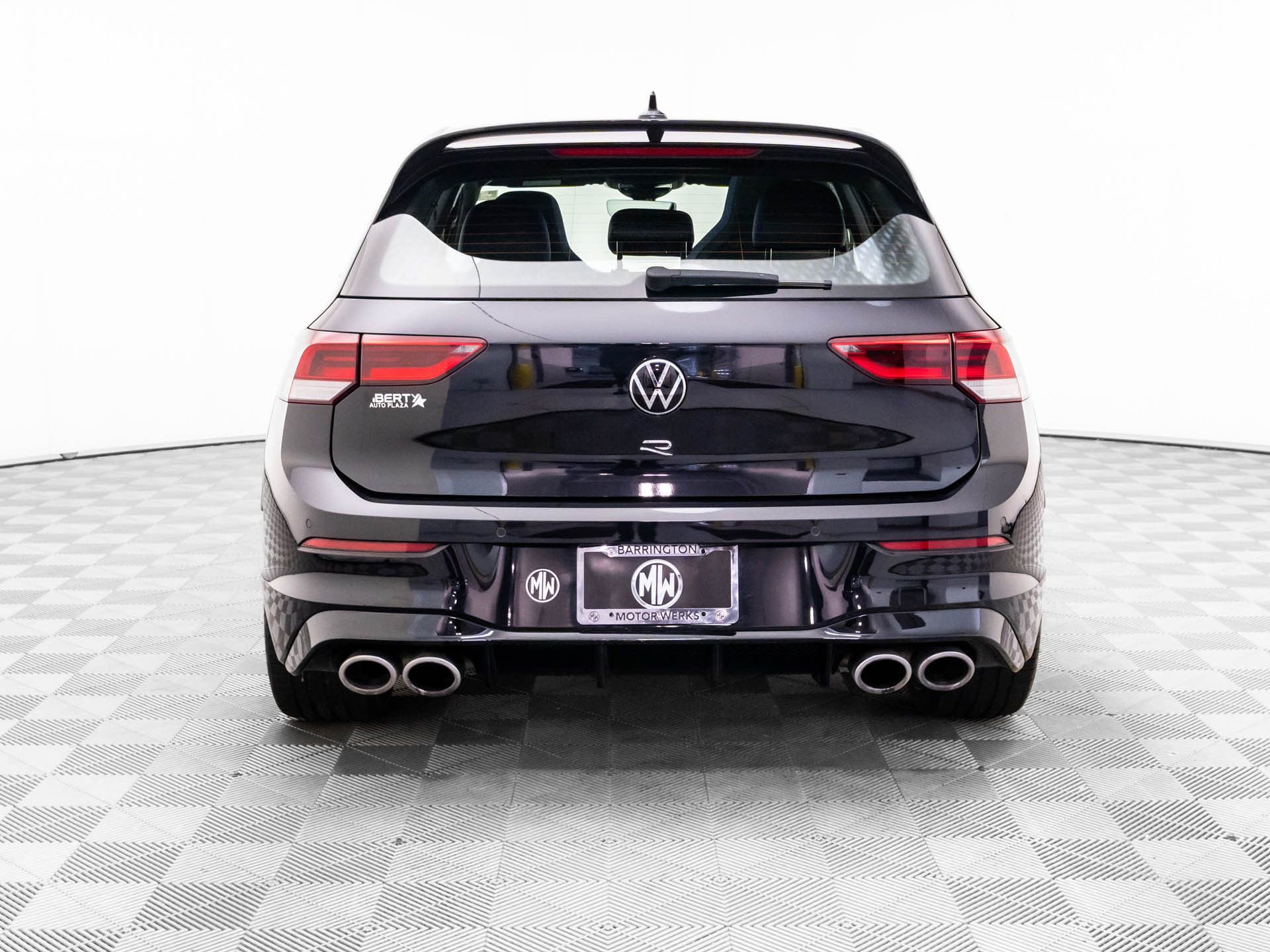 Used 2022 Volkswagen Golf R AWD/4WD image 4