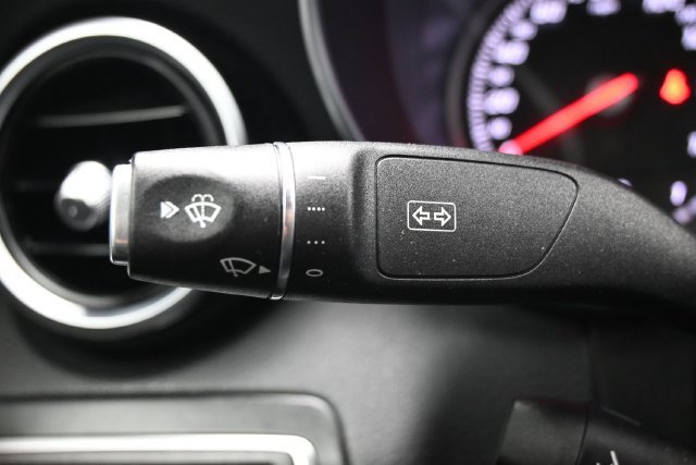 Used 2018 Mercedes-Benz C 300 Sedan image 17