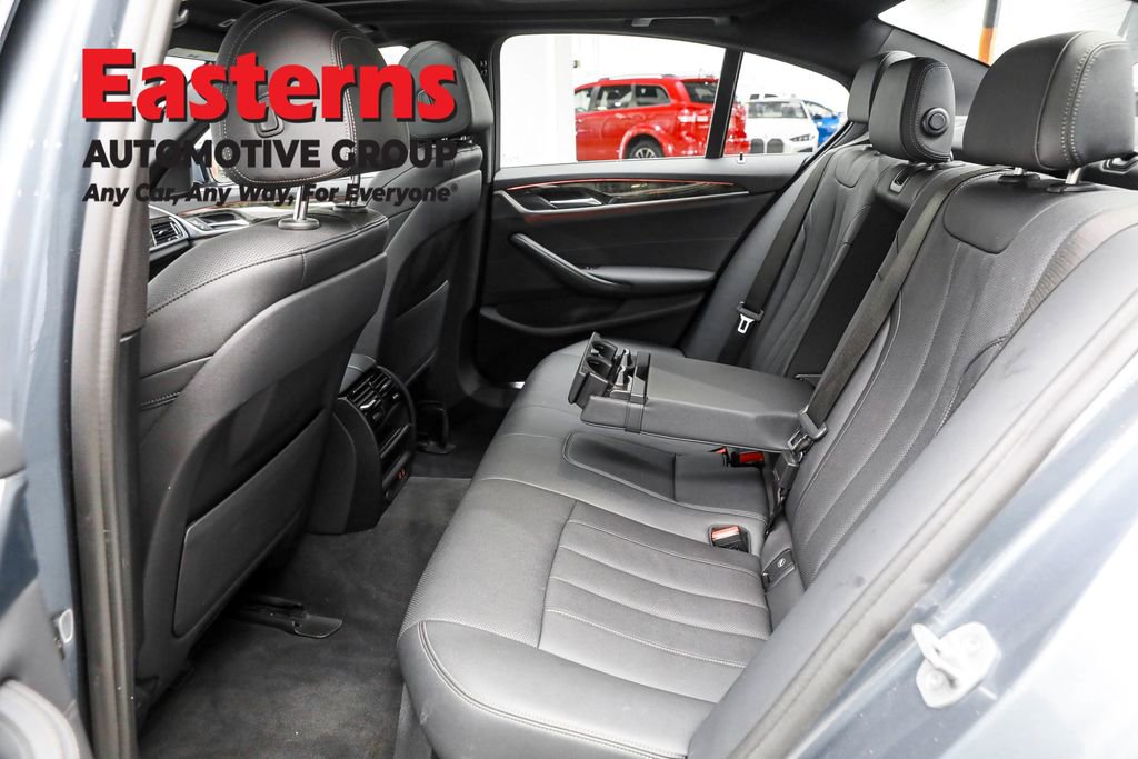 Used 2022 BMW 530i xDrive w/ M Sport Package image 24