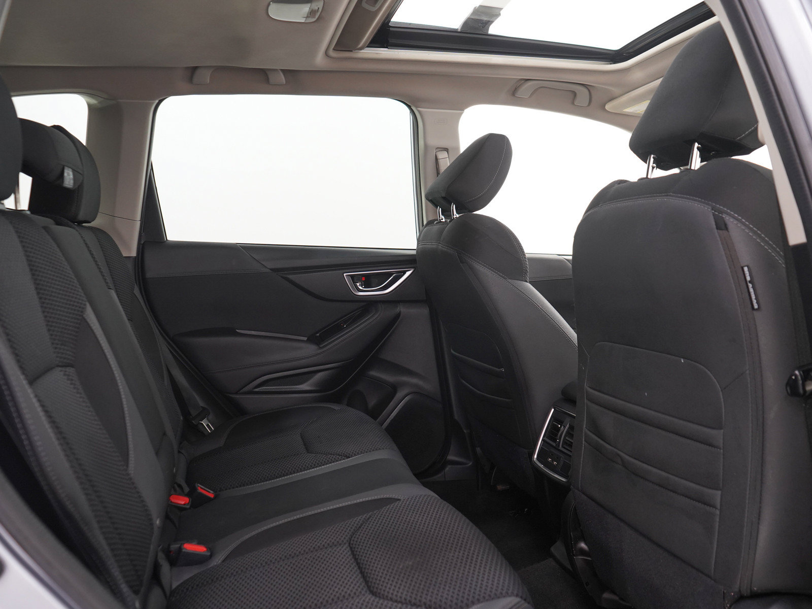 Used 2020 Subaru Forester Premium AWD/4WD image 12