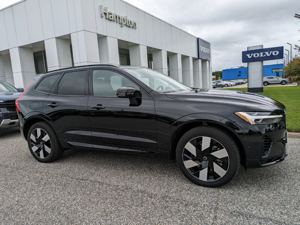 New 2025 Volvo XC60 T8 Plus w/ Protection Package Premier AWD/4WD image 2