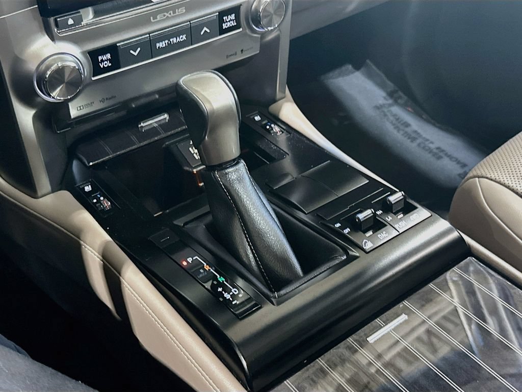 Used 2021 Lexus GX 460 Premium w/ Premium Package AWD/4WD image 17