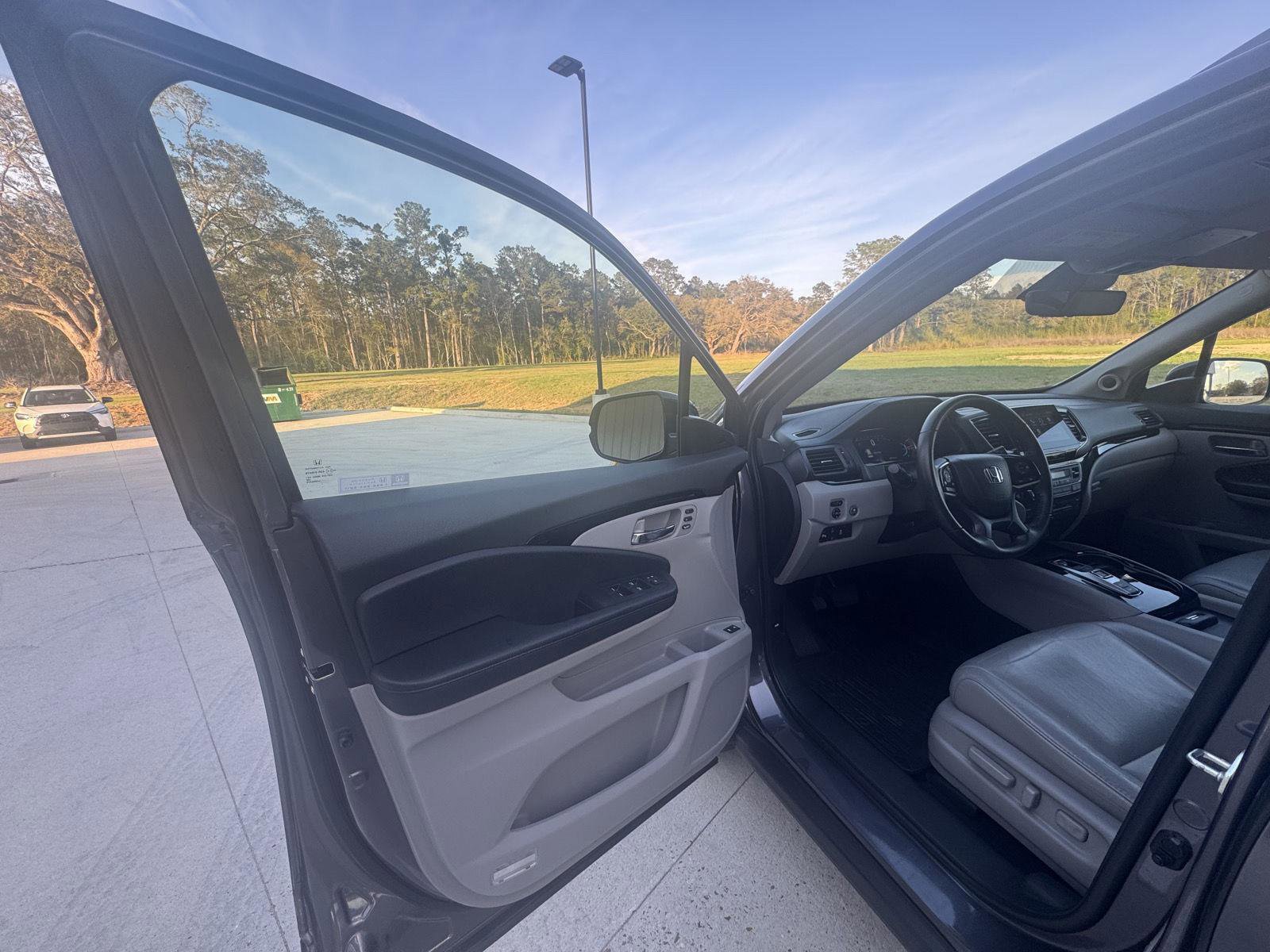 Used 2022 Honda Pilot Touring image 14