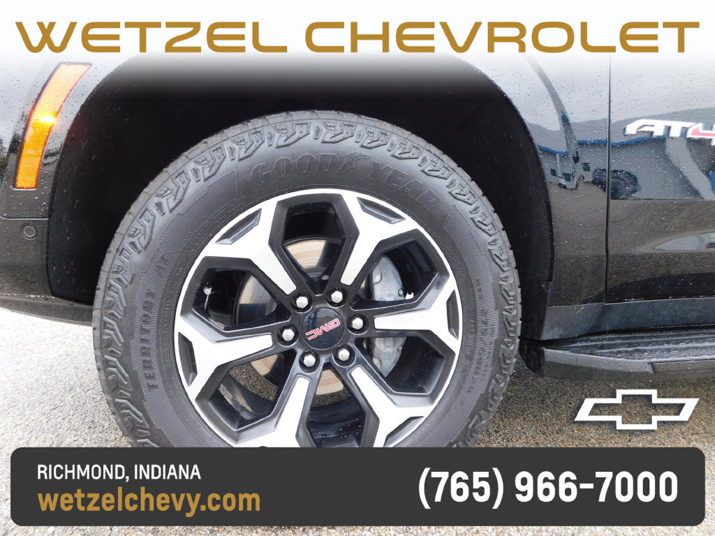 Certified 2025 GMC Yukon AT4 AWD/4WD image 10