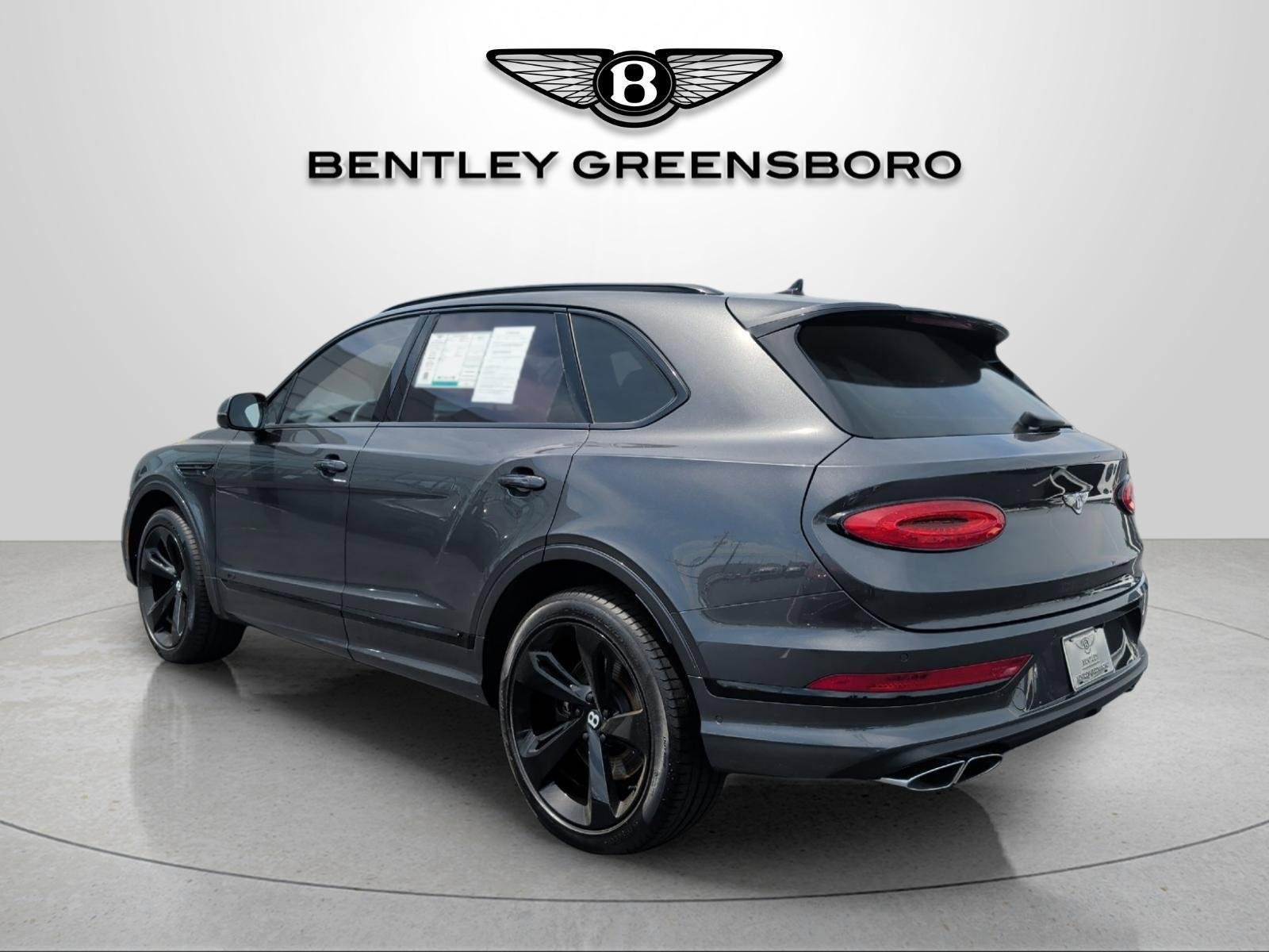 Used 2022 Bentley Bentayga AWD/4WD image 3
