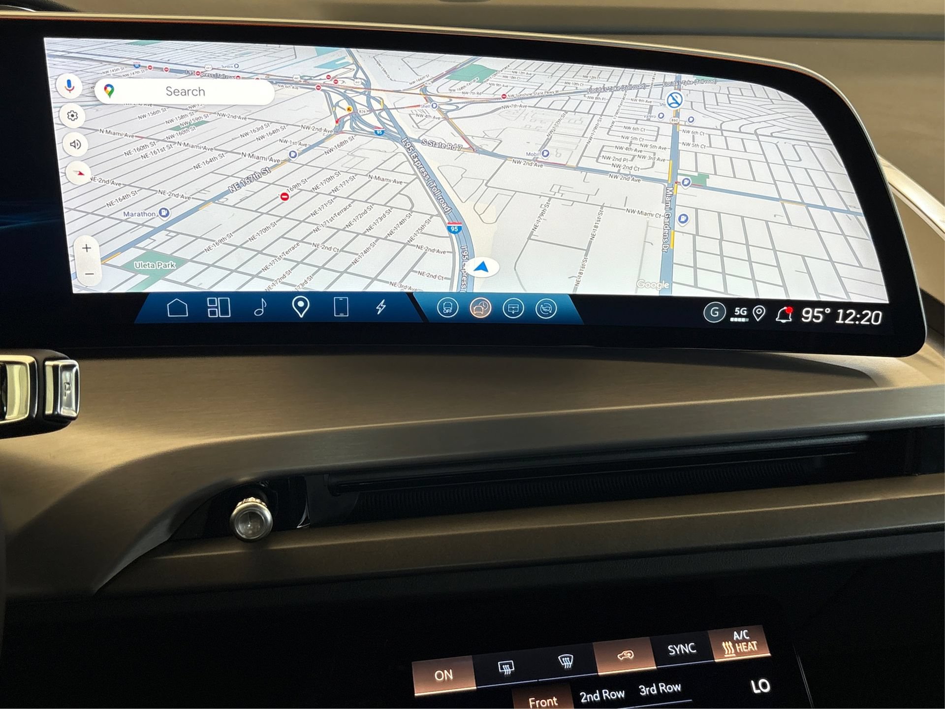 New 2026 Cadillac Vistiq Premium Luxury AWD/4WD image 24
