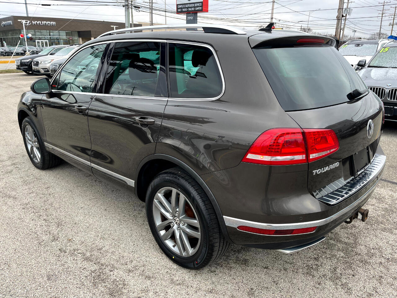 Used 2015 Volkswagen Touareg TDI image 4