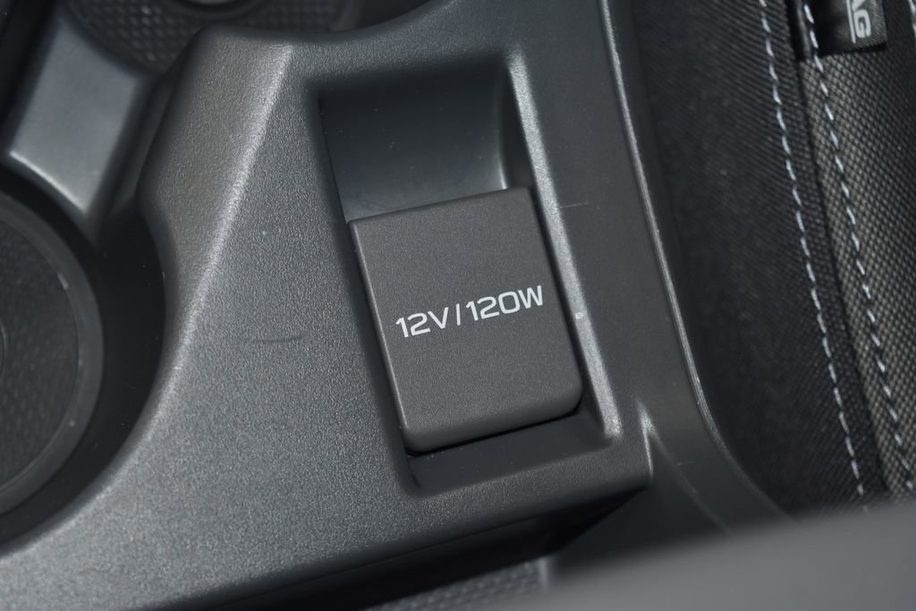 Used 2025 Subaru Crosstrek 2.0i Premium image 14