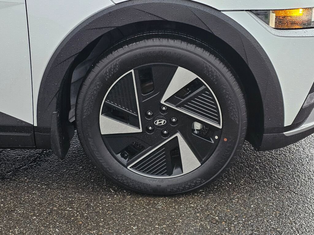 Used 2026 Hyundai Ioniq 5 SEL image 9