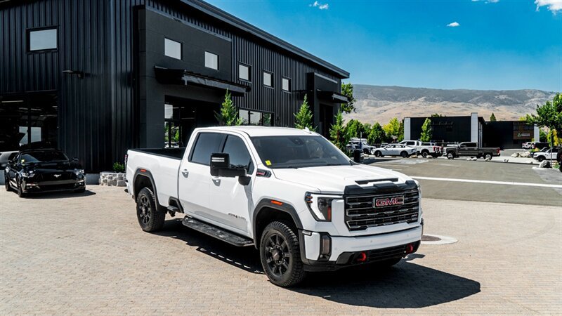Used 2024 GMC Sierra 2500 AT4 AWD/4WD image 7