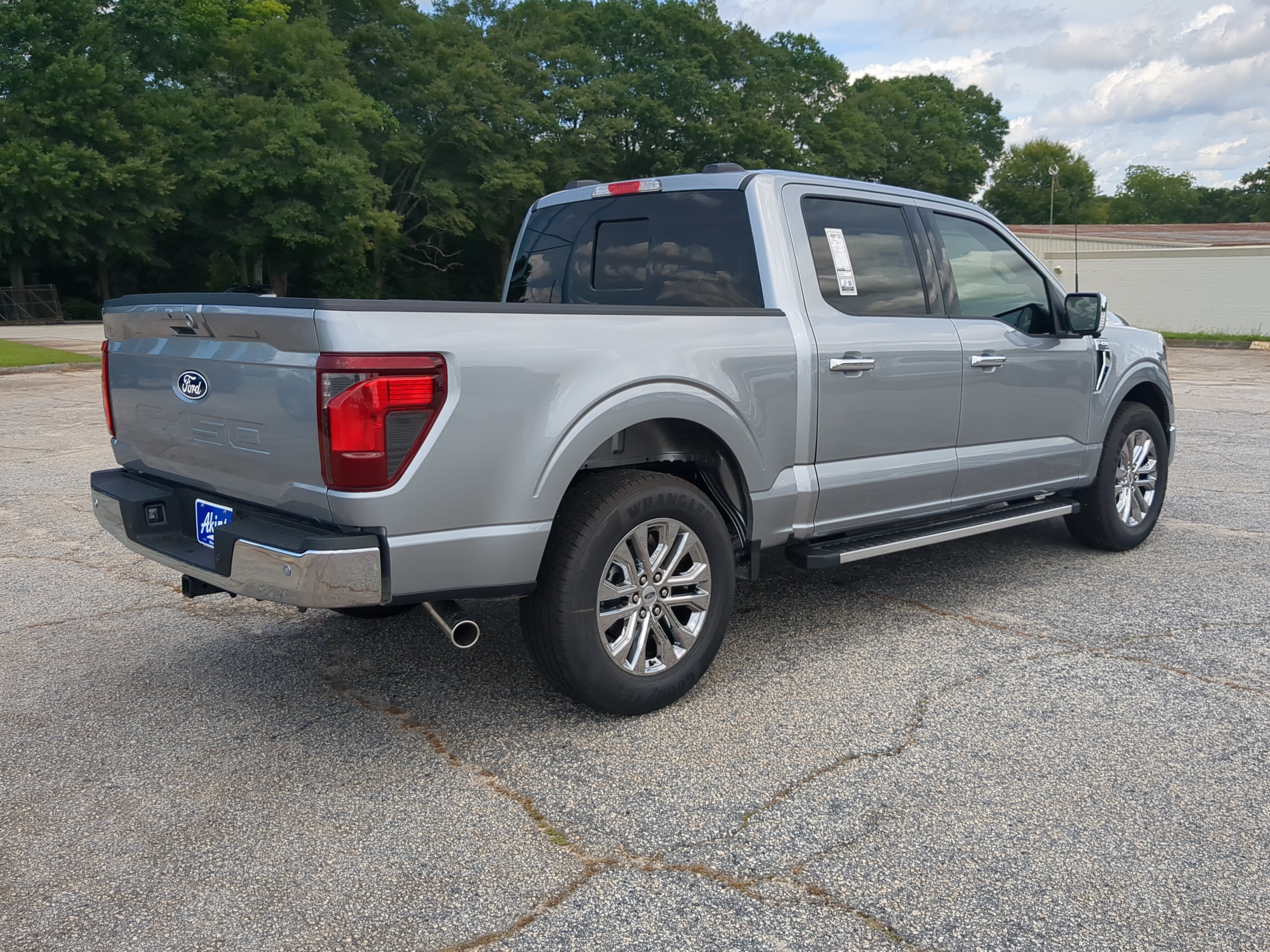 New 2026 Ford F150 XLT w/ Equipment Group 302A MID RWD image 3