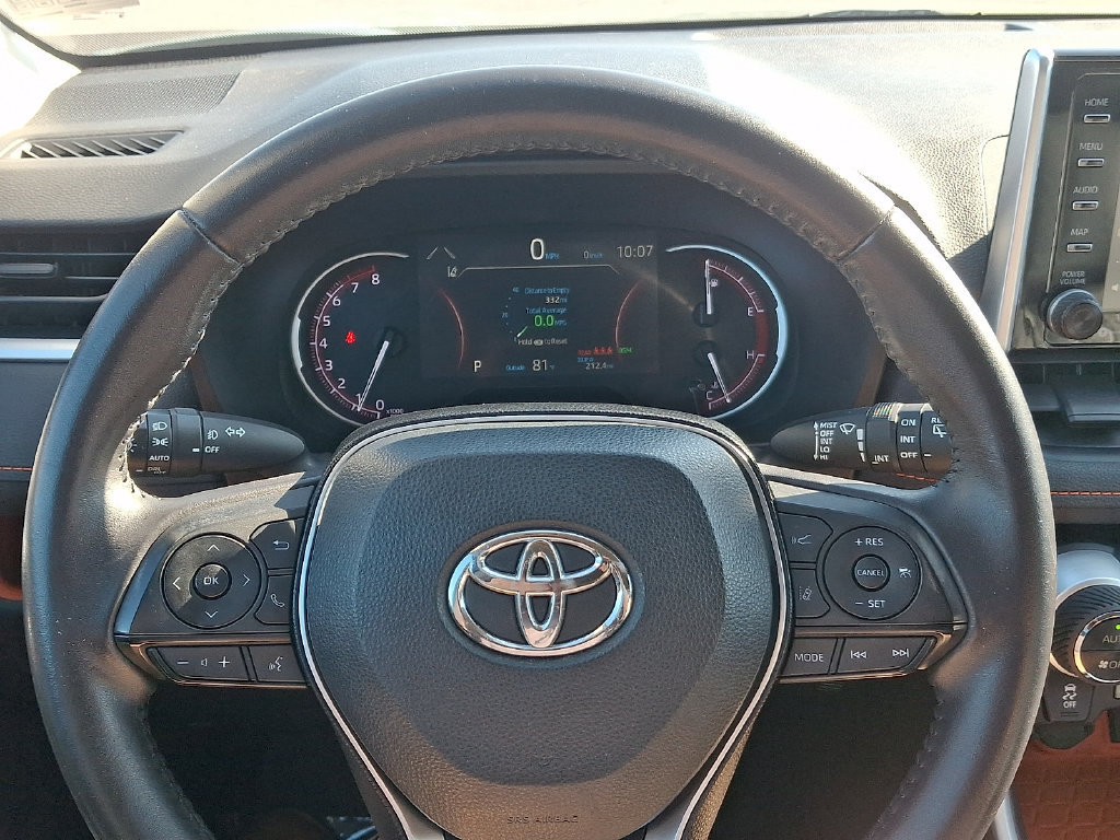 Used 2020 Toyota RAV4 Adventure AWD/4WD image 17