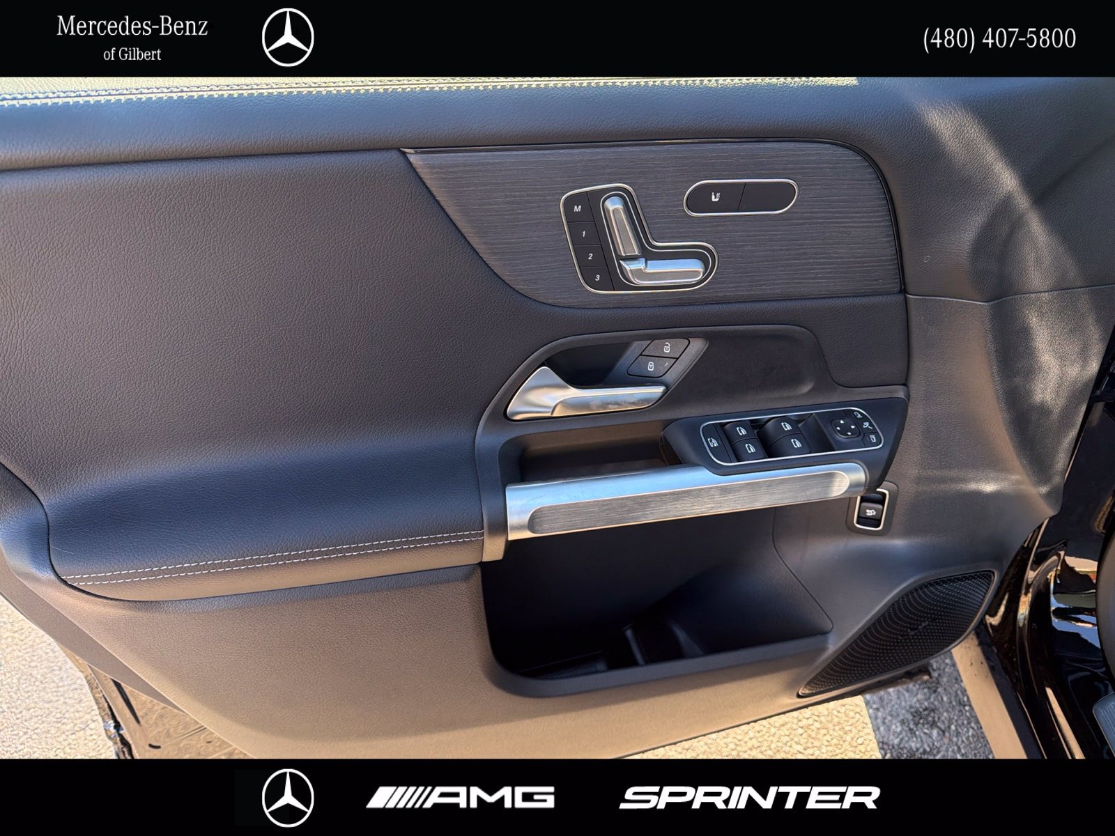 Used 2026 Mercedes-Benz GLB 250 4MATIC image 11